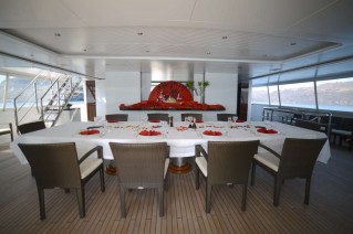 Yacht NOMAD - Al Fresco Dining